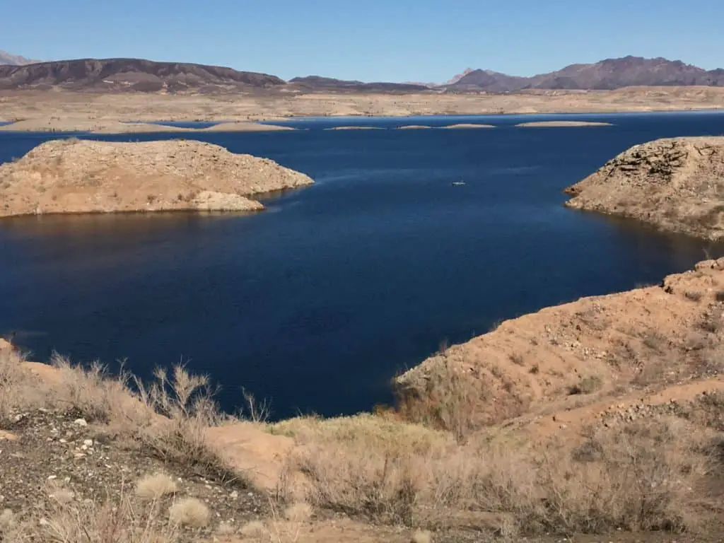 lake mead shore fishing spots